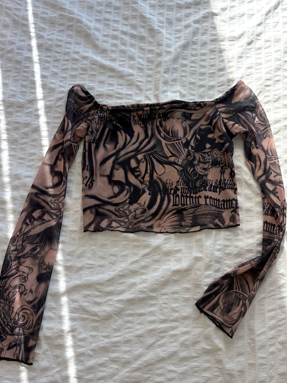 Berdhka Off-Shoulder Mesh Crop Top - small